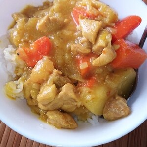 バレンタインに♥人参ごろごろイエローカレー